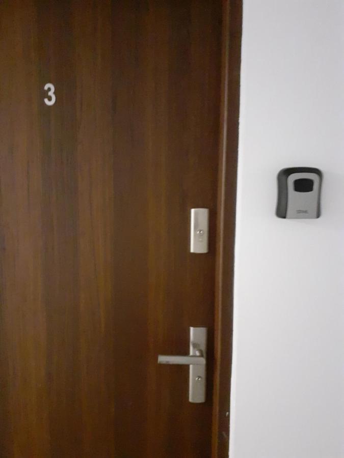 Hola Apartamenty Pomorska 65 Лодзь Экстерьер фото