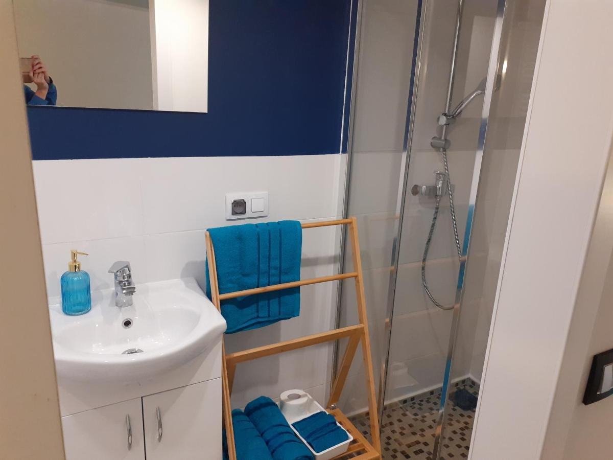 Hola Apartamenty Pomorska 65 Лодзь Экстерьер фото
