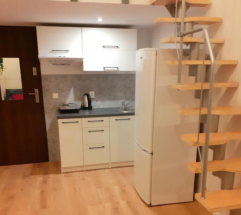Hola Apartamenty Pomorska 65 Лодзь Экстерьер фото