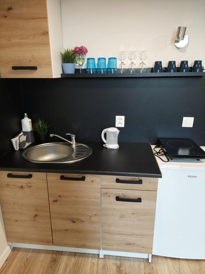 Hola Apartamenty Pomorska 65 Лодзь Экстерьер фото