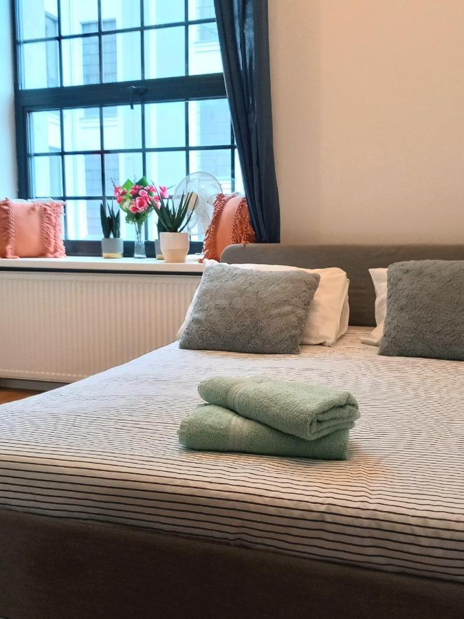 Hola Apartamenty Pomorska 65 Лодзь Экстерьер фото